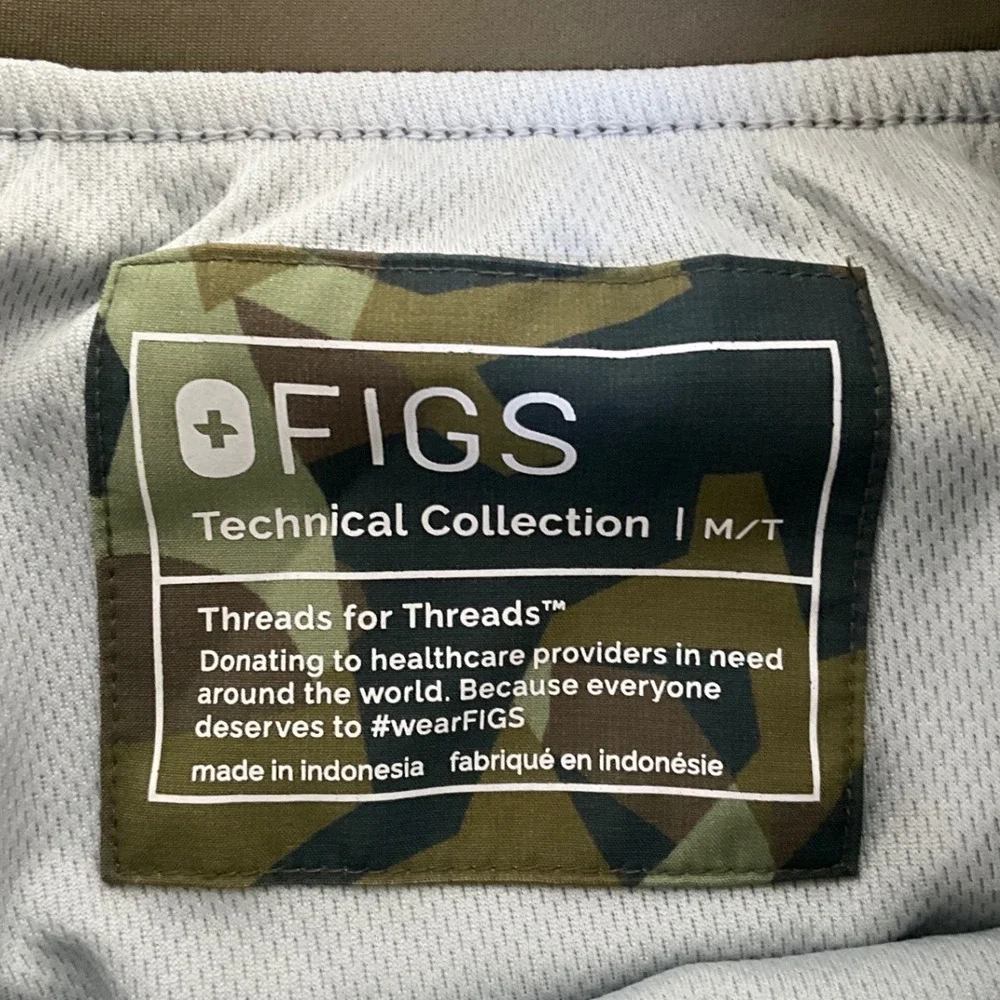 FIGS Zamora Lined Camo‎ Scrub Jogger Pants Women M Cargo Zip Pocket